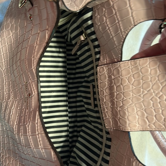 Kate Spade ♠️ pink croc tote - Picture 9 of 13